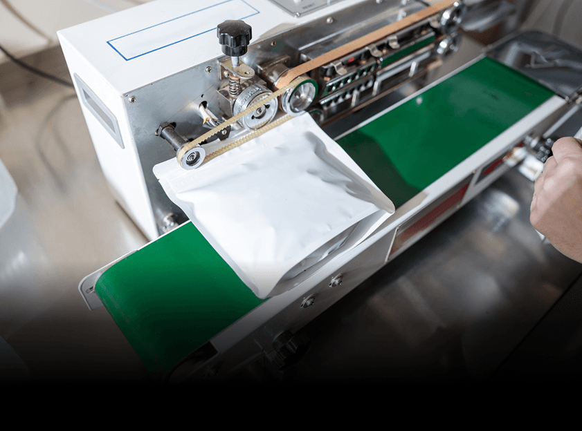 Sachets with nitrogen flushing (50 g, 100 g, 300 g, and 400 g)